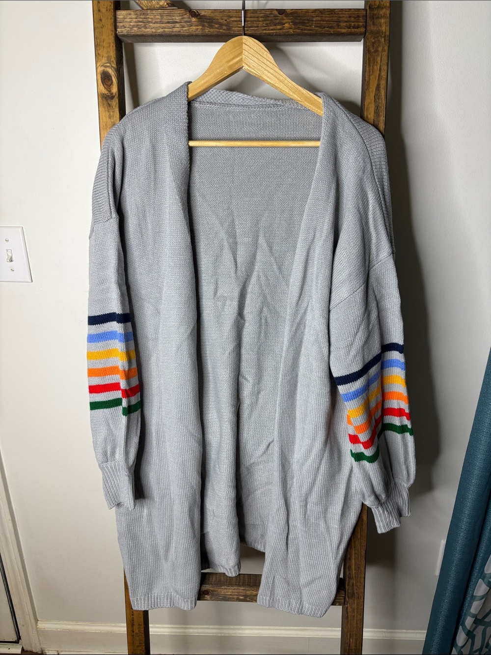 Light Gray Open-Front Cardigan with Multicolored Stripe Sleeves